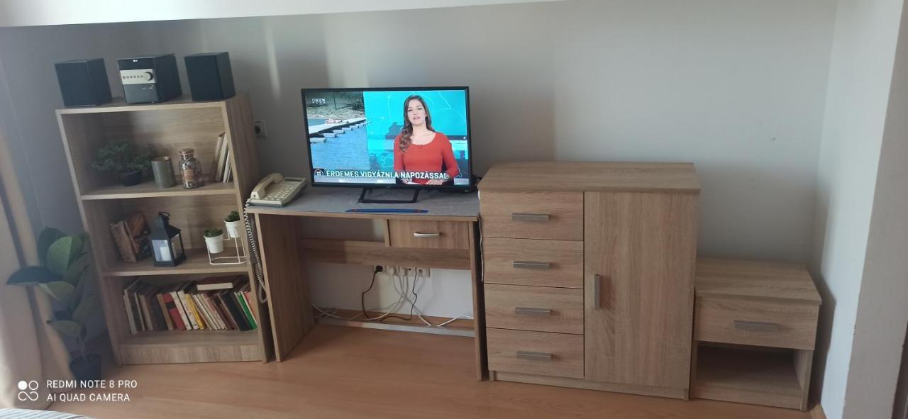 Sunshine 208 Apartman Balatonszarszo Bagian luar foto