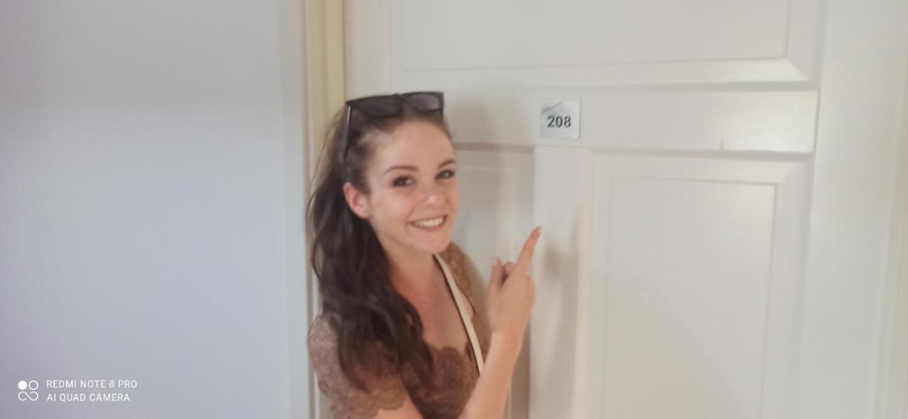 Sunshine 208 Apartman Balatonszarszo Bagian luar foto
